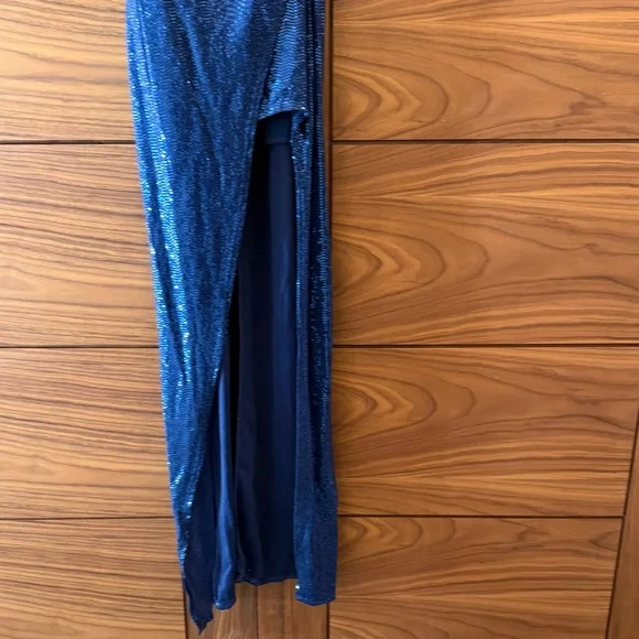 NWT Emerald Sundae Navy Sequin V-Neck Sheath Juniors Prom Dress High Slit - Sz M - Picture 6 of 9